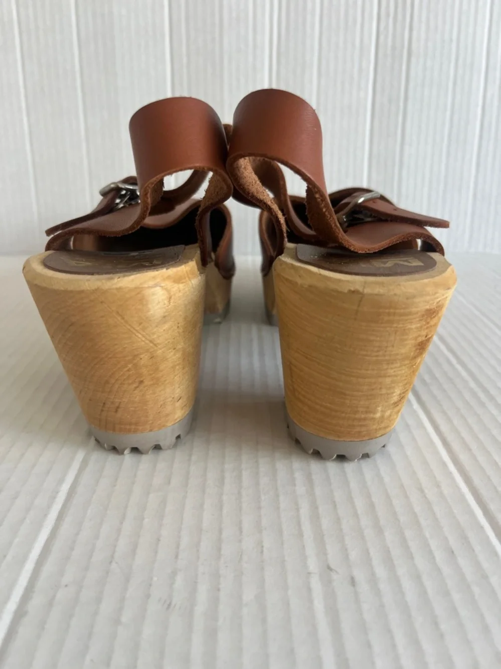 Mia Abba Clogs - Picture 6 of 9